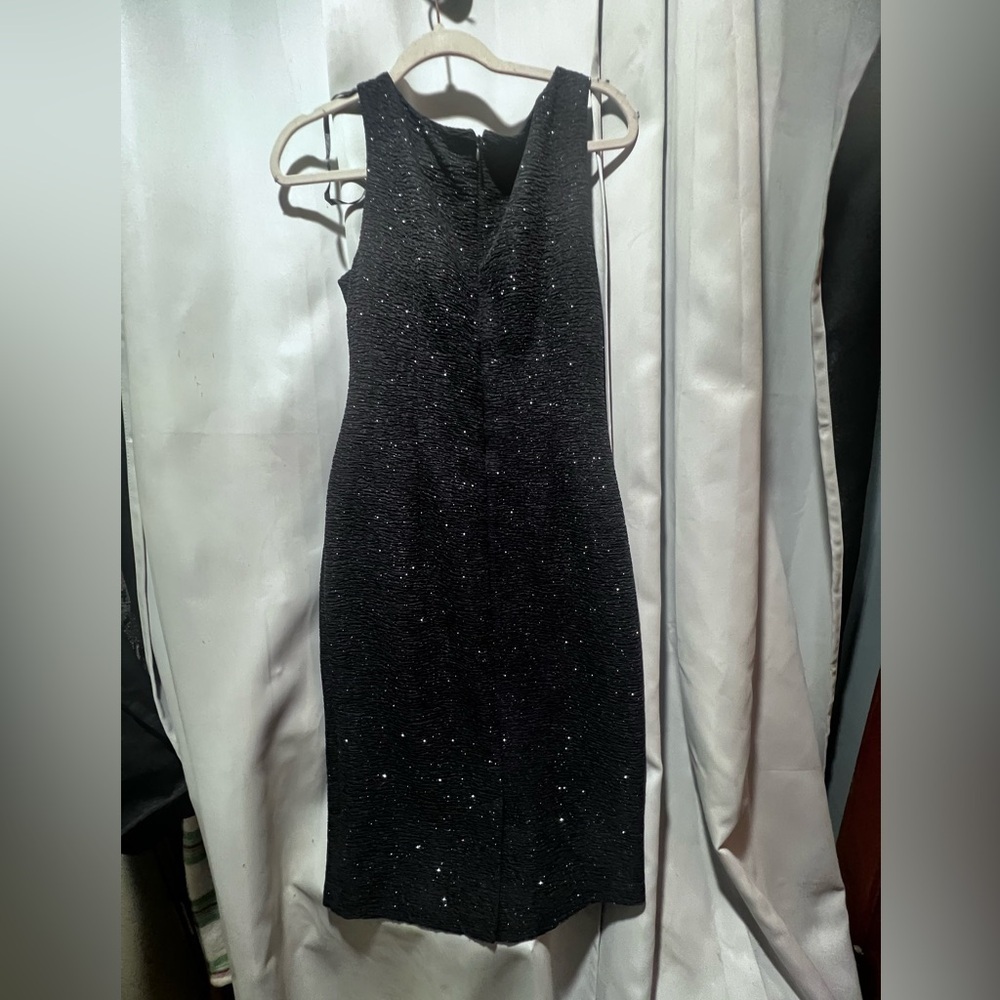 Eliza J Black Sparkled Ruched Coctail Dress Size 8 Textured Sheath Holiday Party - Picture 3 of 5